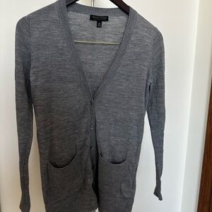 Banana Republic Gray Women’s Cardigan Sweater-100% Merino Wool